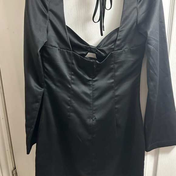 Dynamite Jet Black Mini Satin dress size XS - Picture 3 of 5